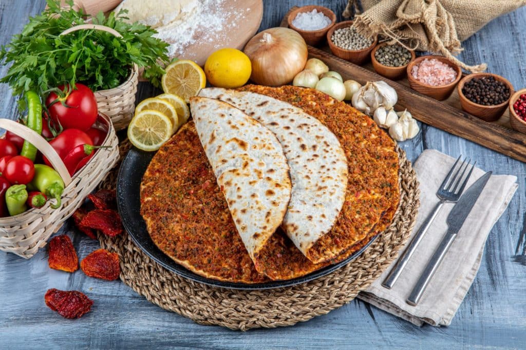 Lahmacun türkische Pizza